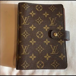Authentic Louis Vuitton Agenda MM